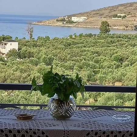Holiday home Villa On Rocks Qeparo *