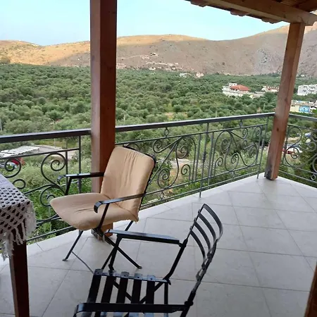 Holiday home Villa On Rocks Qeparo